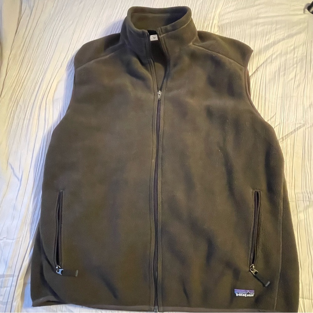 Patagonia synchilla olive brown fleece vest with logo size XXL